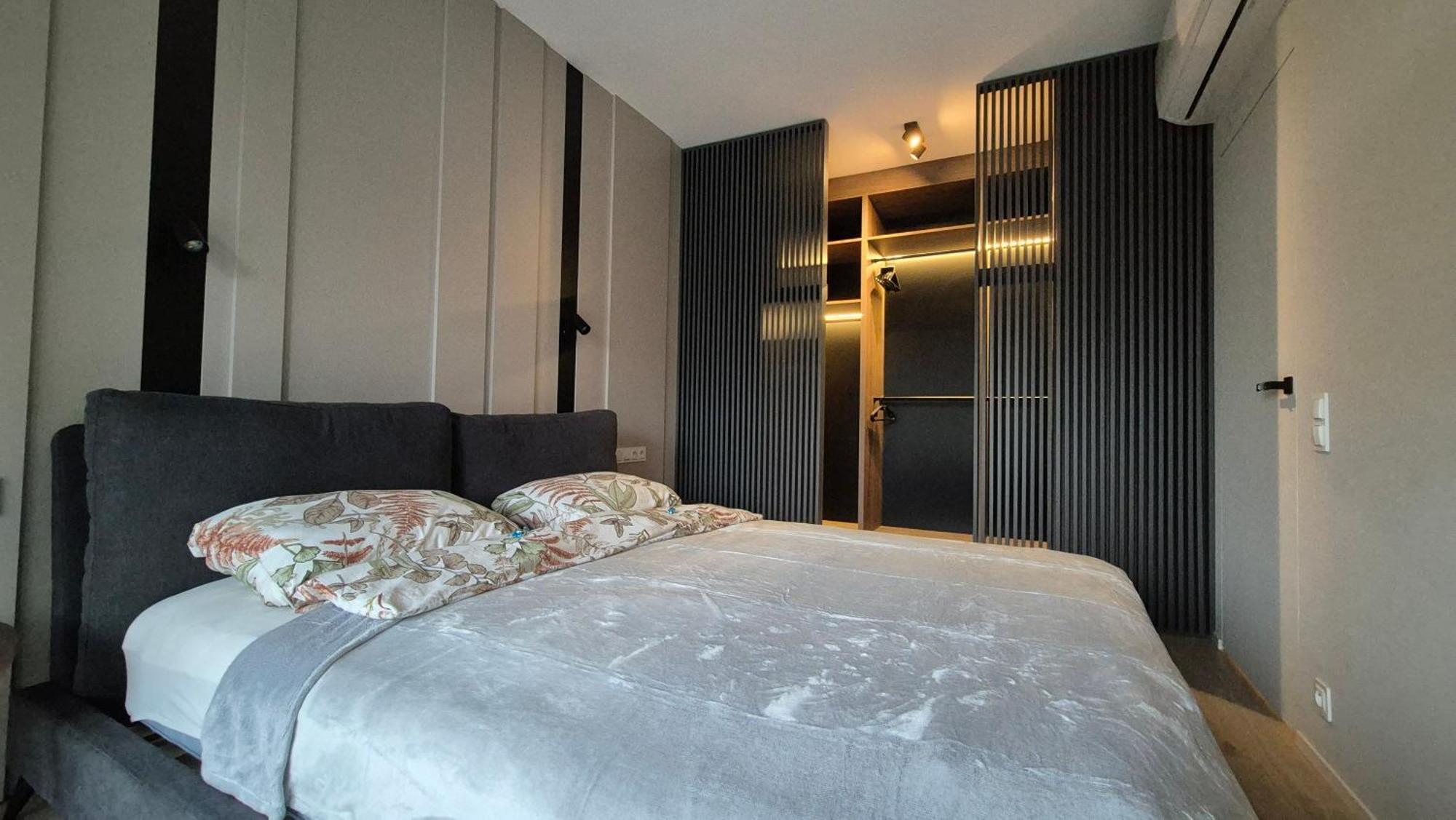 Апартаменти Luxurious Vanilla Apartment, Self Check-in 24h, Parking, Air-conditioning