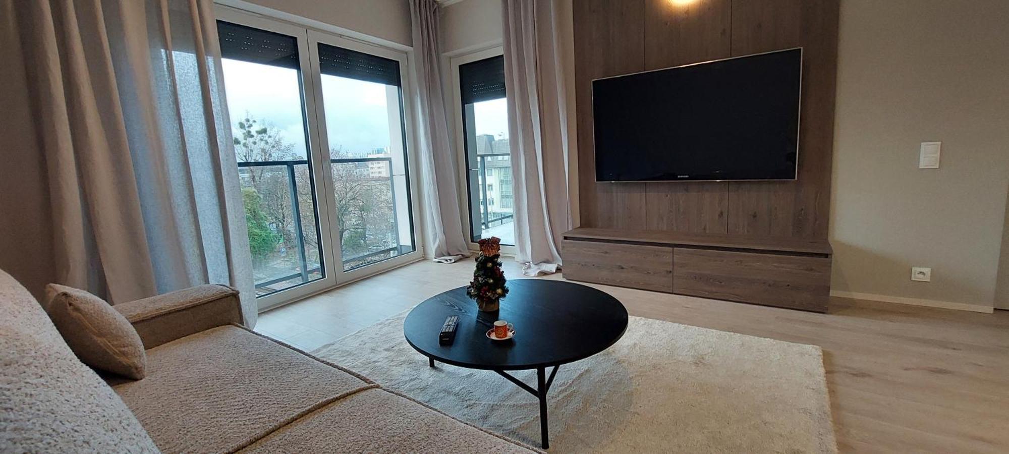 Luxurious Vanilla Apartment, Self Check-in 24h, Parking, Air-conditioning Познань