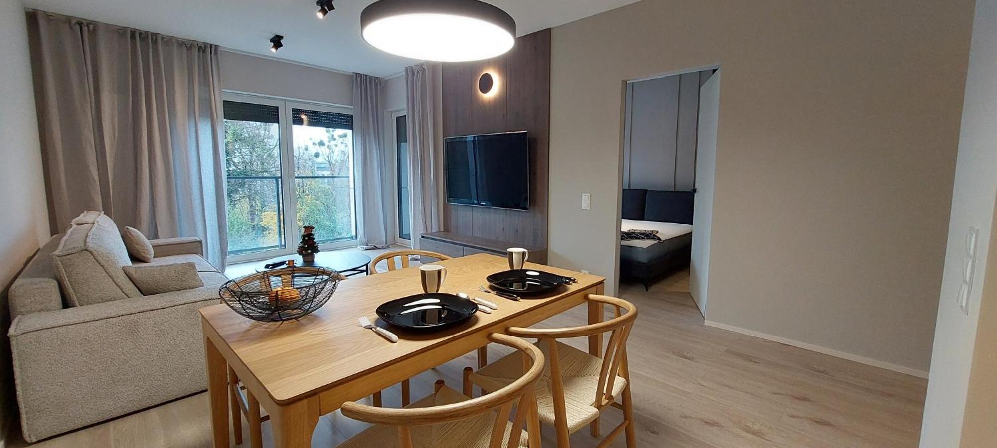 Luxurious Vanilla Apartment, Self Check-in 24h, Parking, Air-conditioning * Познань