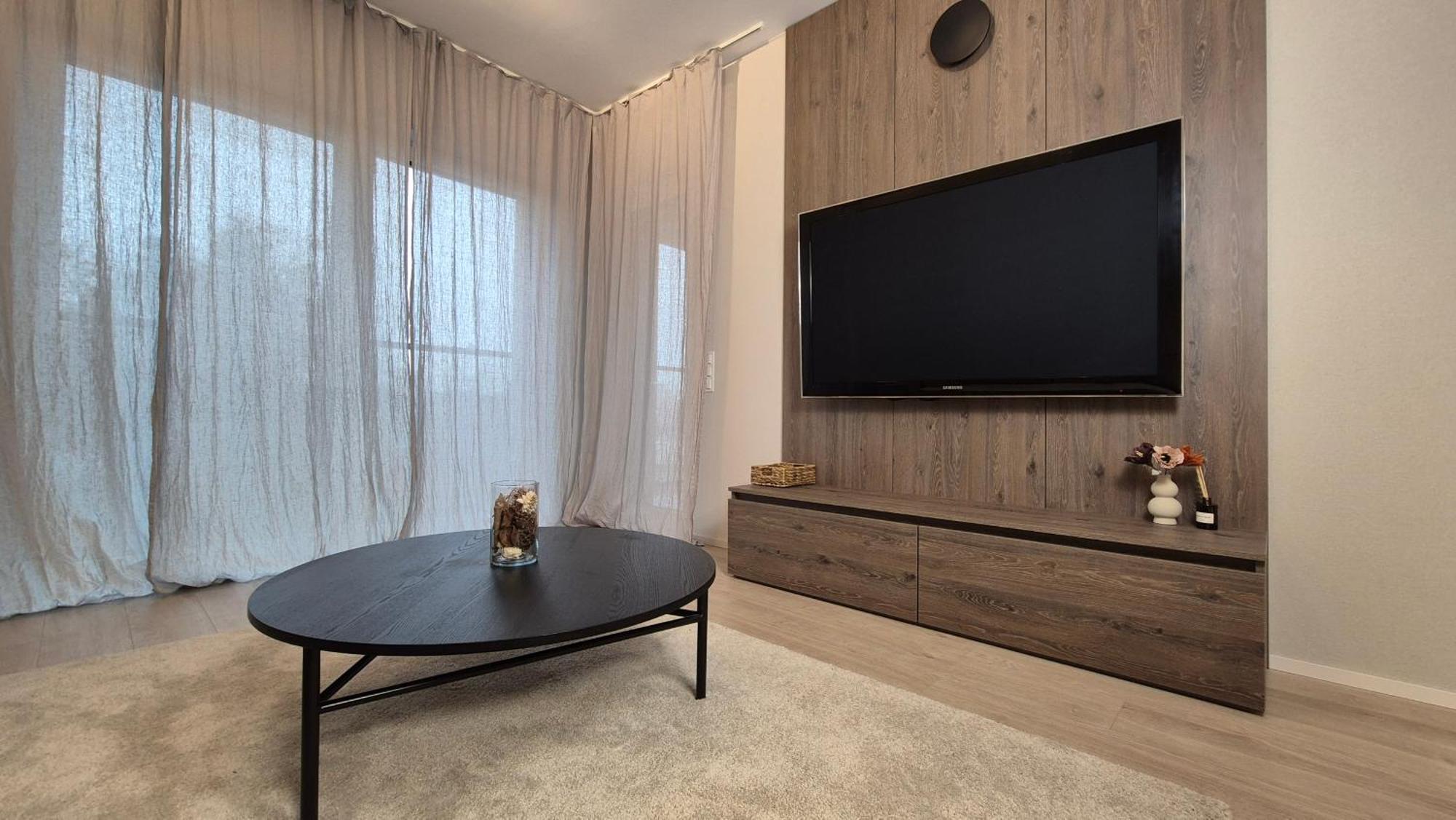 Luxurious Vanilla Apartment, Self Check-in 24h, Parking, Air-conditioning Познань