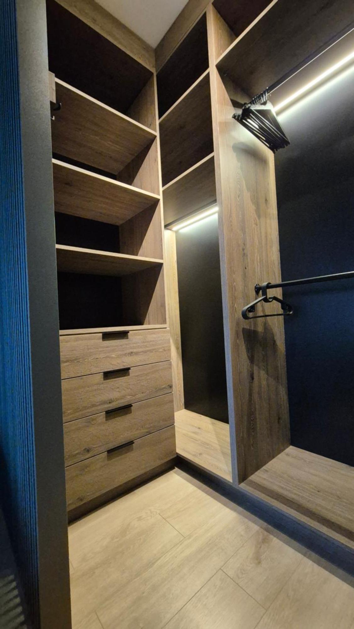 Luxurious Vanilla Apartment, Self Check-in 24h, Parking, Air-conditioning Appartamento
