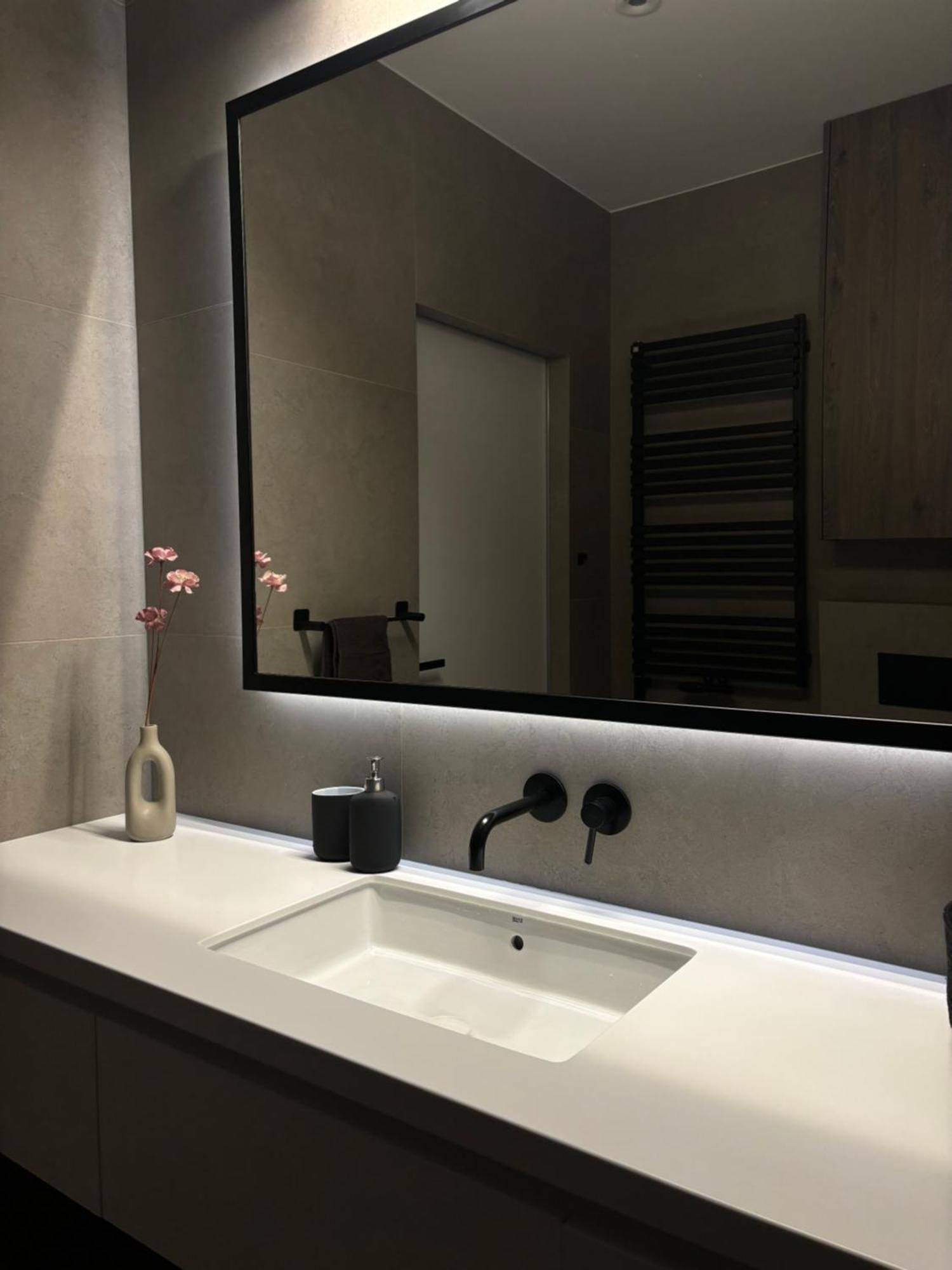 Luxurious Vanilla Apartment, Self Check-in 24h, Parking, Air-conditioning Апартаменти Познань